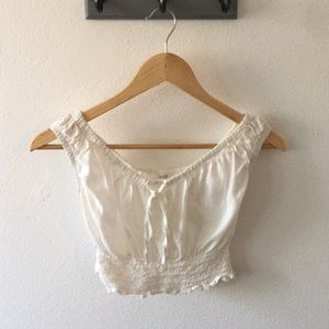 brandy melville peasant crop top